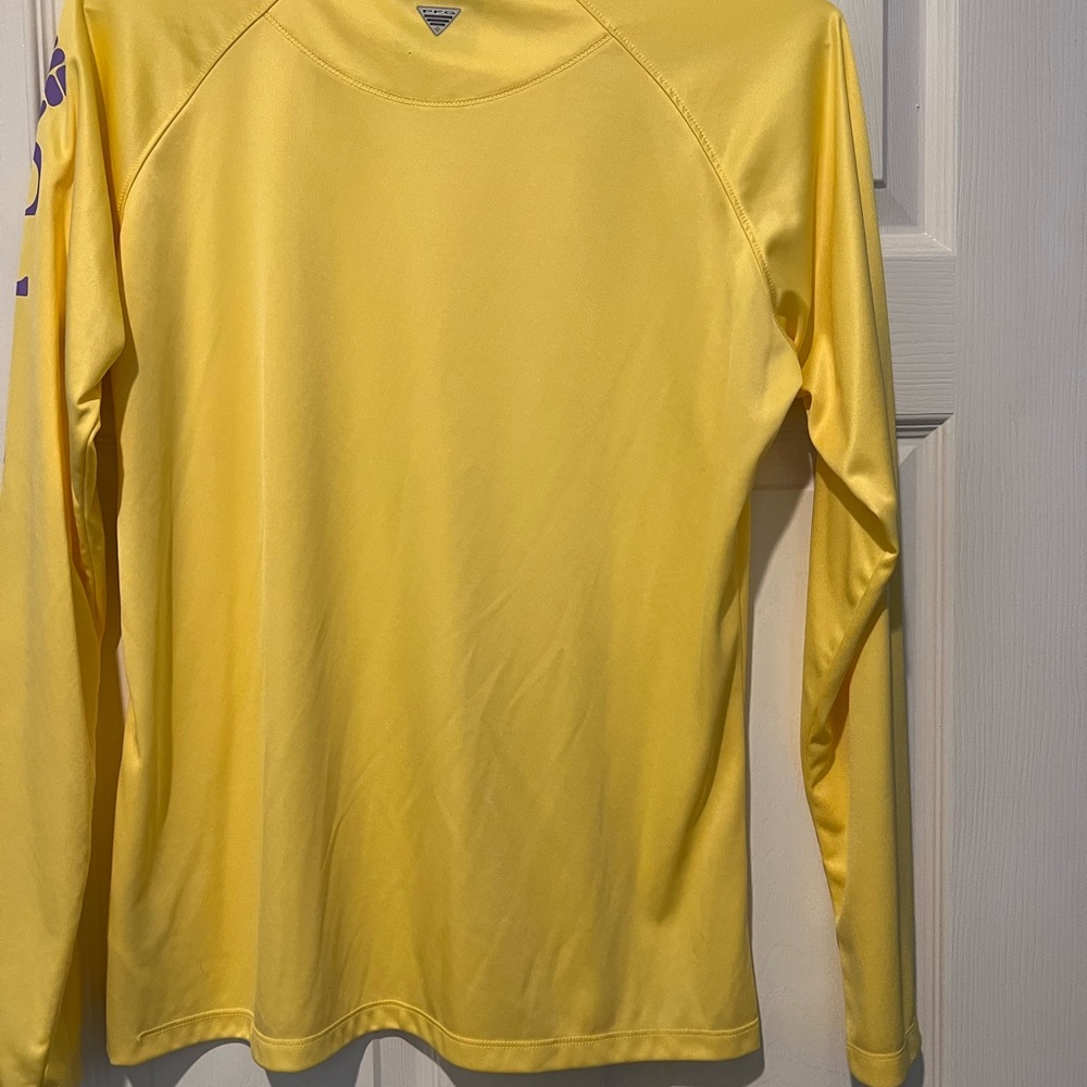 Women Columbia Yellow Long Sleeve Athletic Shirt